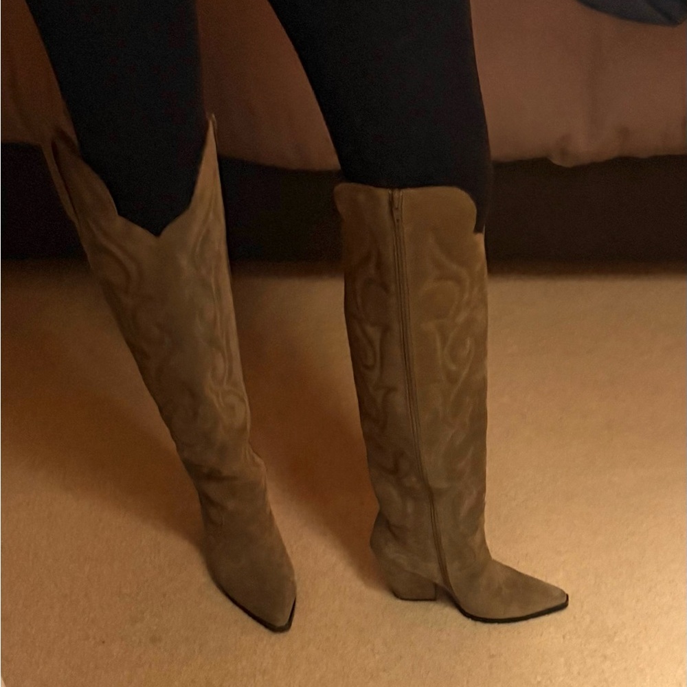 Tan Heeled Boots with Suede Finish and Slouchy Style